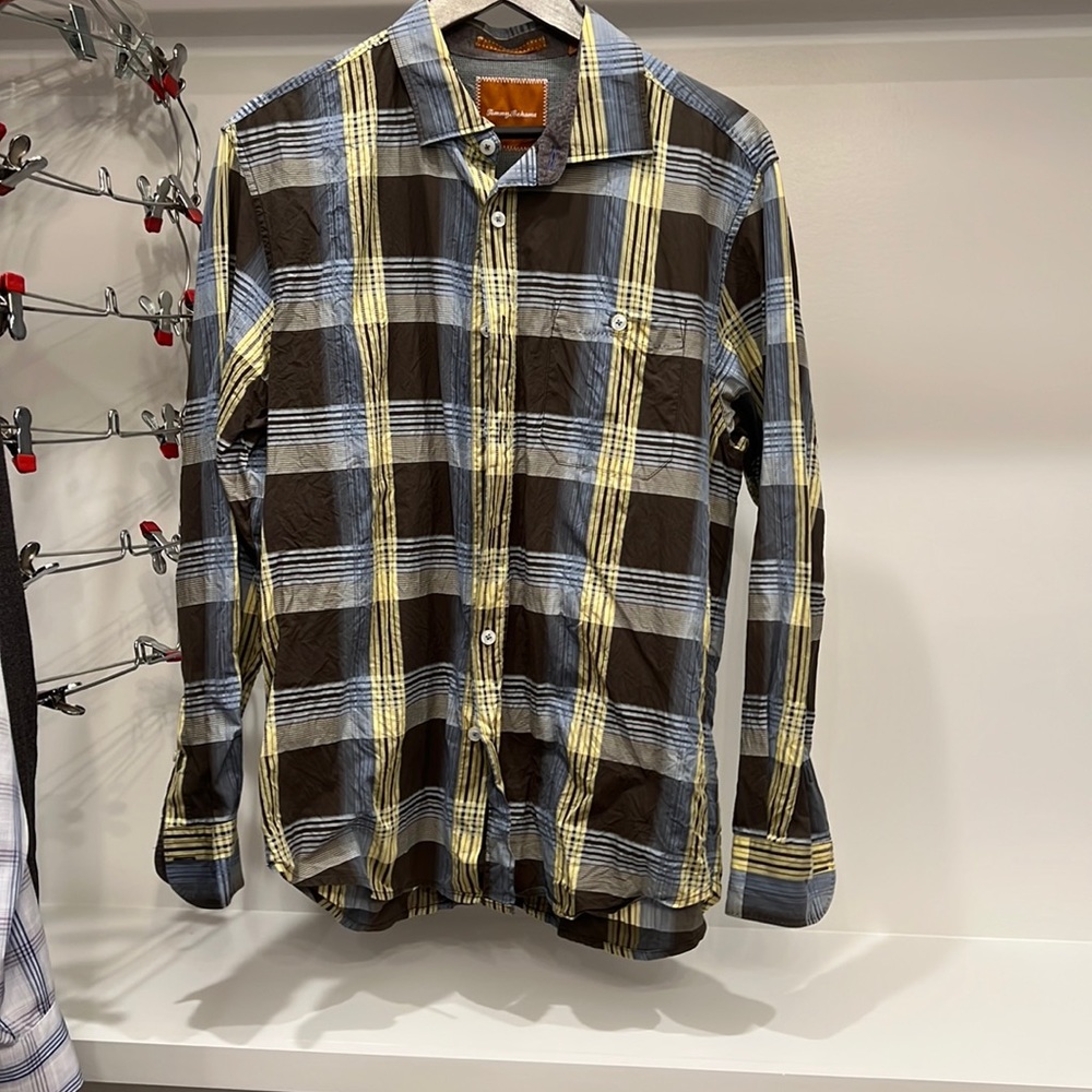 Tommy Bahama Long Sleeve Plaid Button Down. Men’s Large